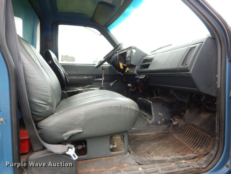 image for item DF3061 1997 GMC C8500 dump truck