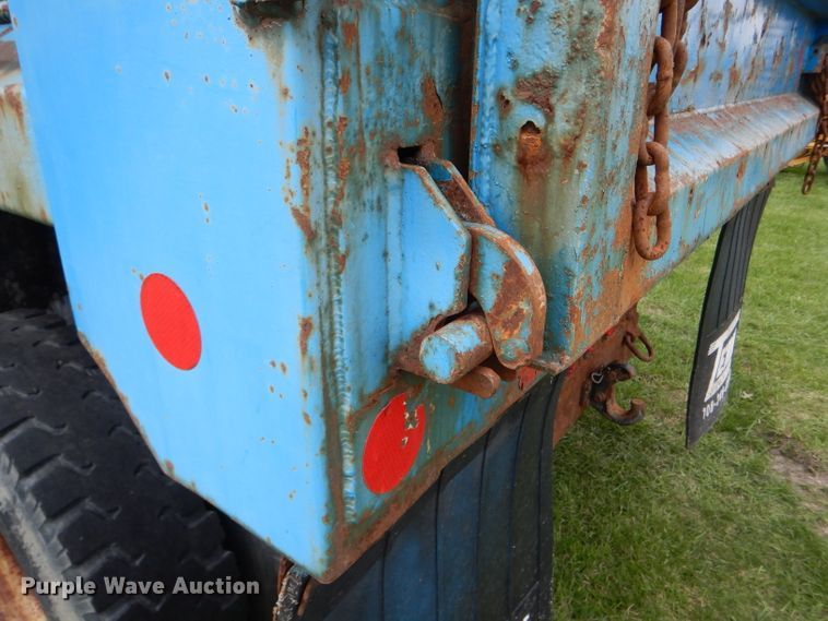 image for item DF3061 1997 GMC C8500 dump truck