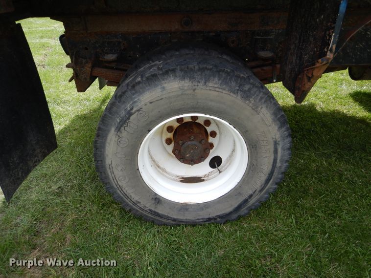 image for item DF3061 1997 GMC C8500 dump truck