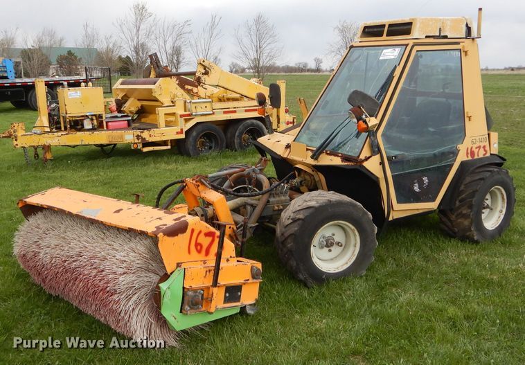 image for item DF3063 Aebi TT70 slope tractor broom