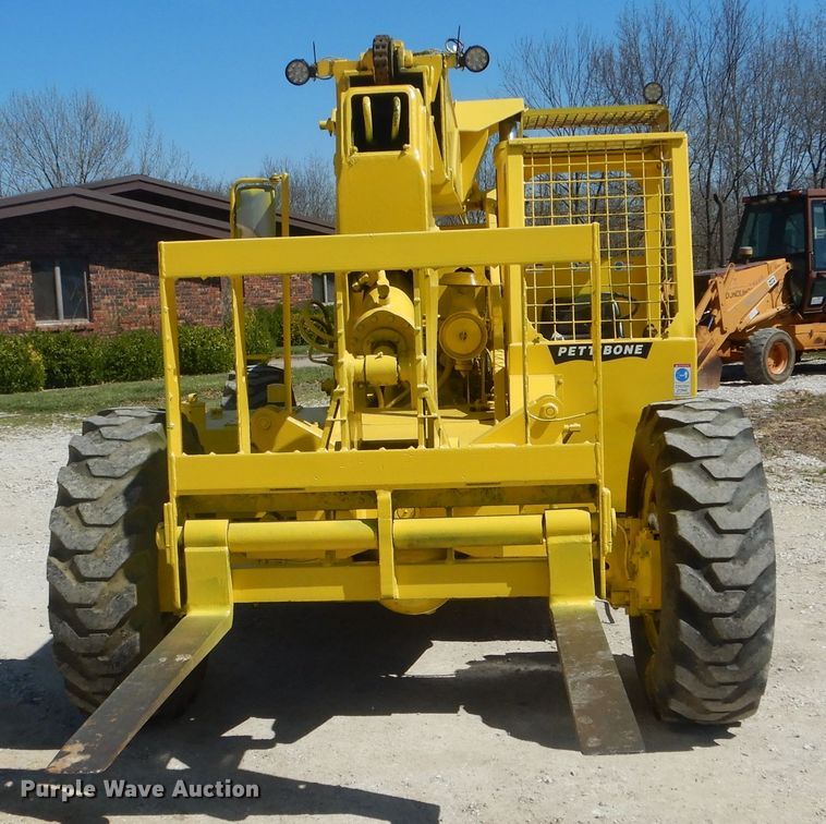 image for item DF3068 Pettibone B66C  telehandler