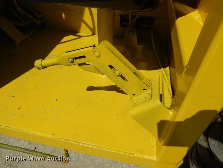 image for item DF3068 Pettibone B66C  telehandler