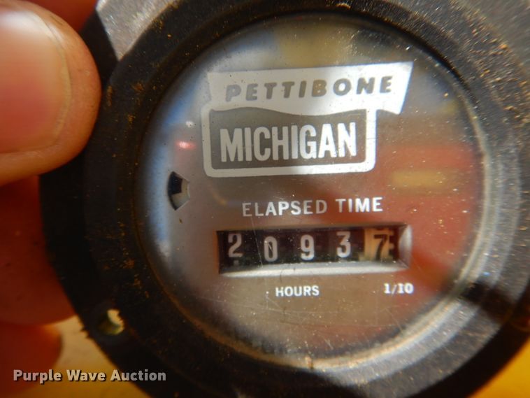 image for item DF3068 Pettibone B66C  telehandler