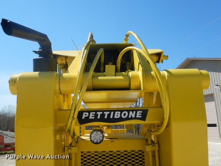 image for item DF3068 Pettibone B66C  telehandler