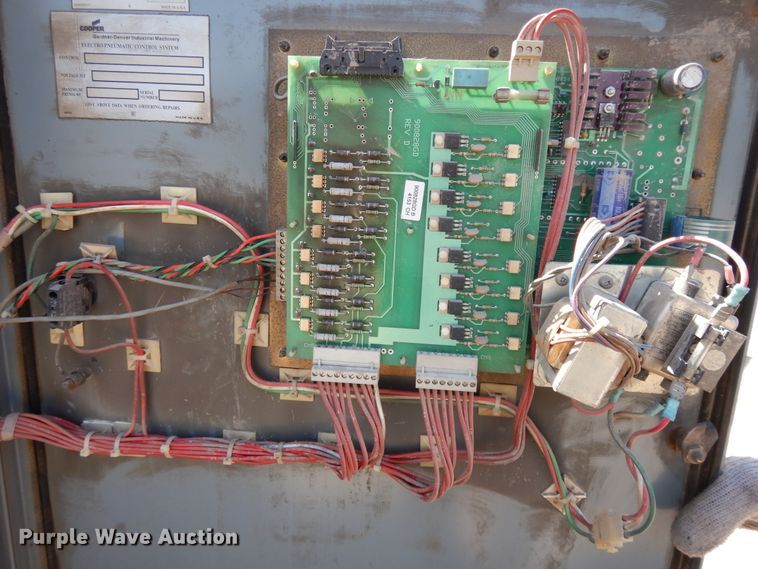 image for item DF6061 Gardner Denver Electra Saver II air compressor