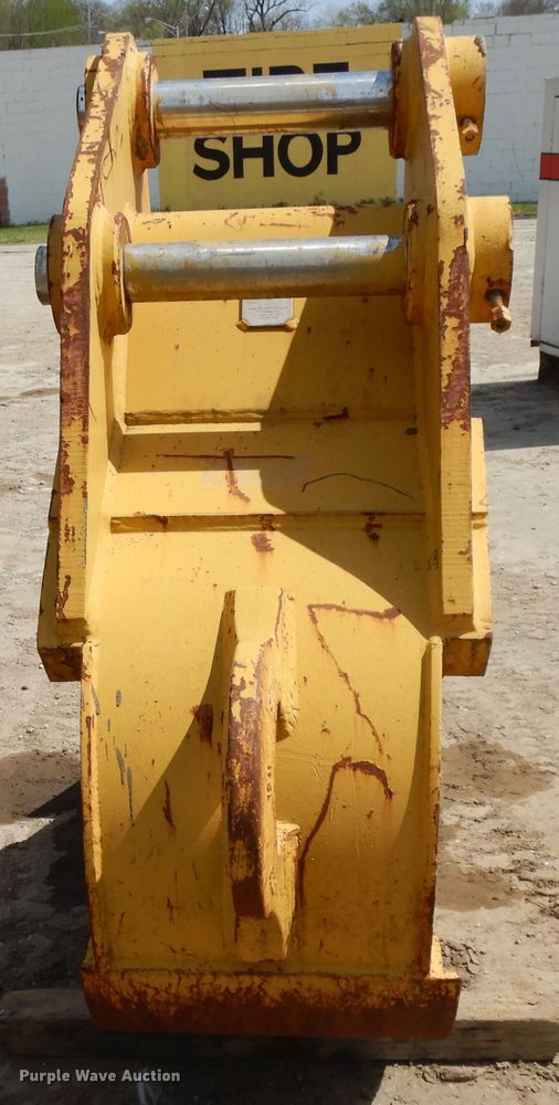 image for item DF6064 Esco 24"W excavator bucket