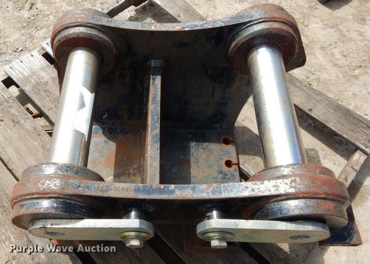 image for item DF6065 (2) excavator brackets