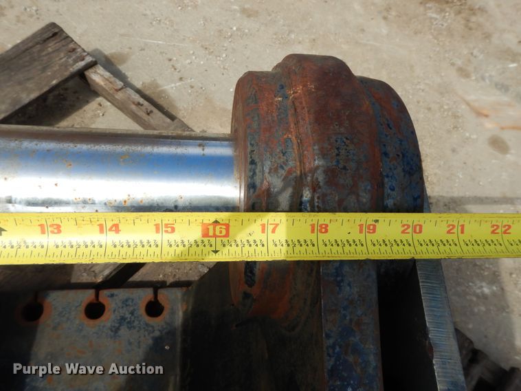 image for item DF6065 (2) excavator brackets