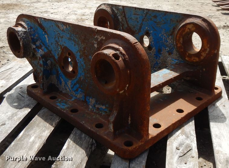 image for item DF6065 (2) excavator brackets