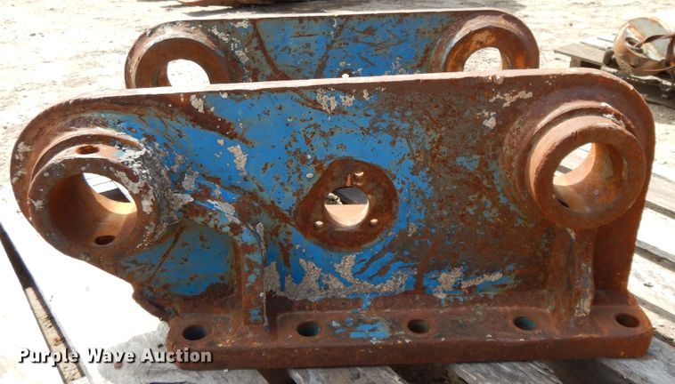image for item DF6065 (2) excavator brackets