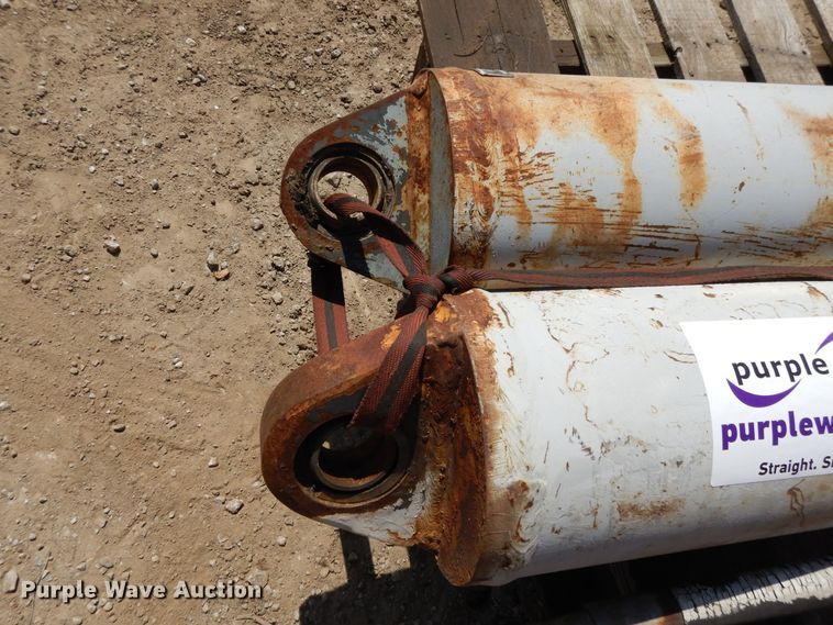 image for item DF6066 Iowa Industrial hydraulic cylinders