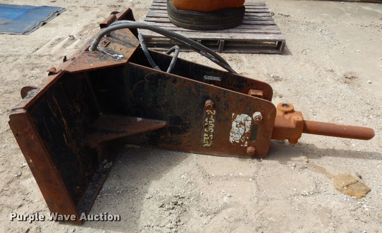 image for item DF6067 Skid steer breaker