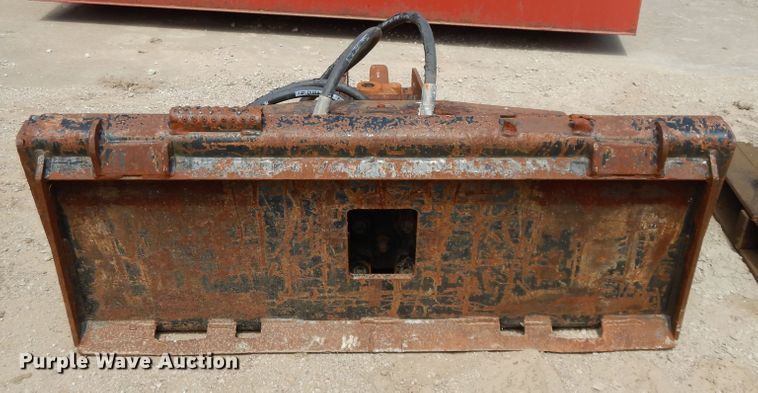 image for item DF6067 Skid steer breaker