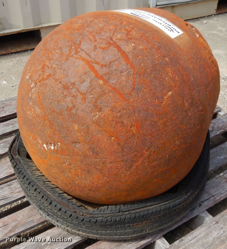 image for item DF6068 Wrecking ball