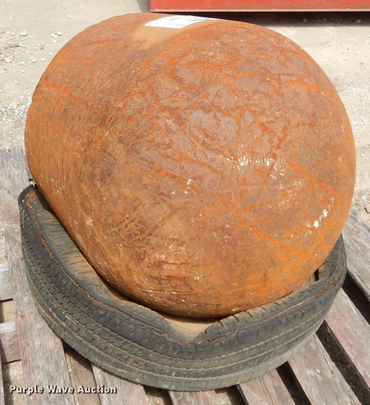 image for item DF6068 Wrecking ball