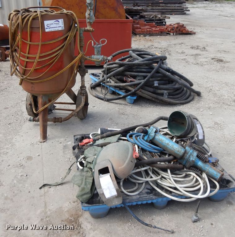 image for item DF6070 Tools