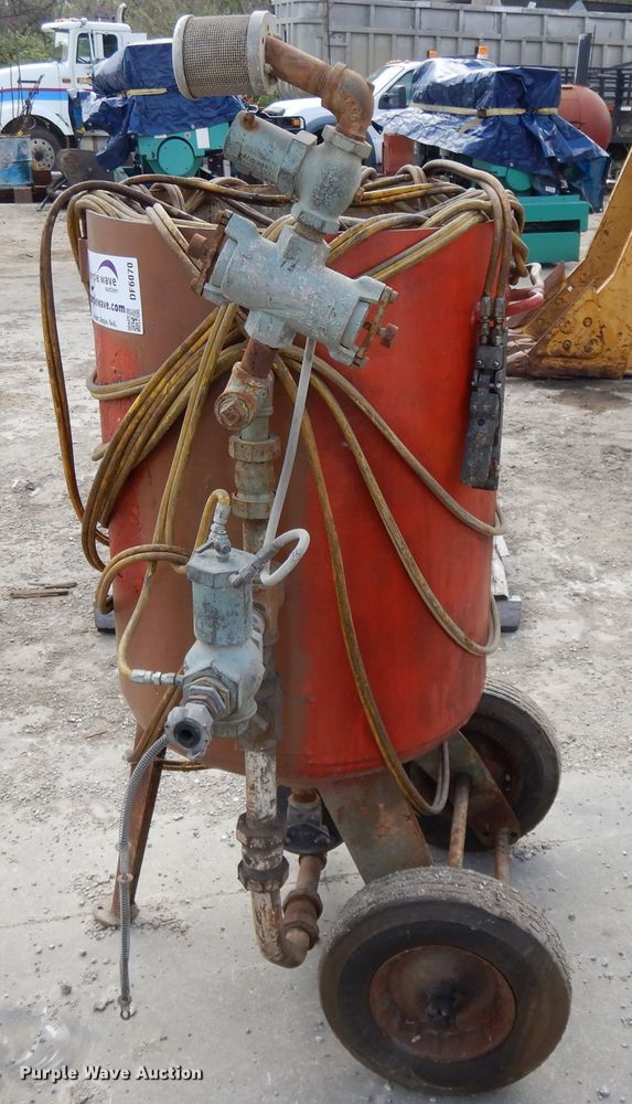 image for item DF6070 Tools