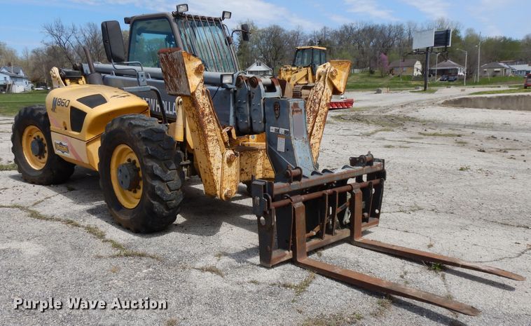 image for item DF6071 2000 New Holland LM860  telehandler