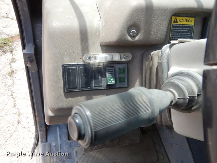 image for item DF6071 2000 New Holland LM860  telehandler