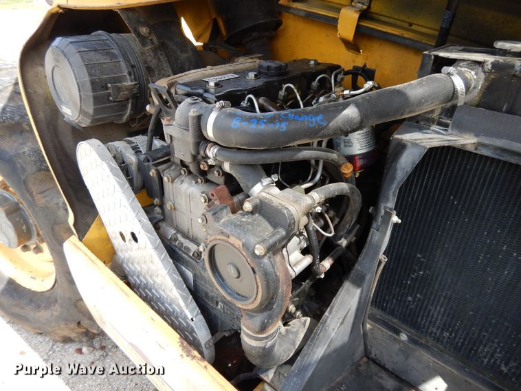 image for item DF6071 2000 New Holland LM860  telehandler