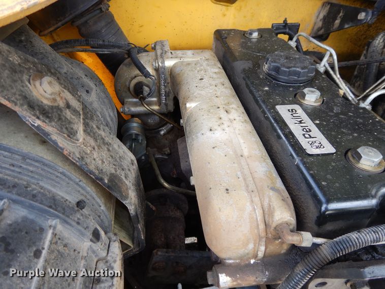 image for item DF6071 2000 New Holland LM860  telehandler