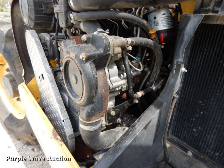 image for item DF6071 2000 New Holland LM860  telehandler