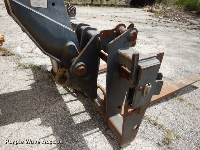 image for item DF6071 2000 New Holland LM860  telehandler