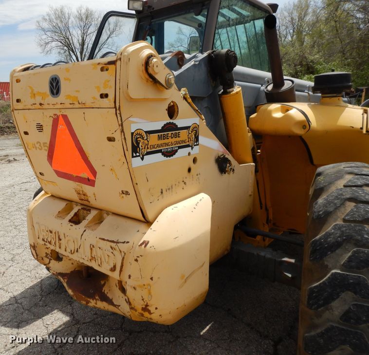 image for item DF6071 2000 New Holland LM860  telehandler