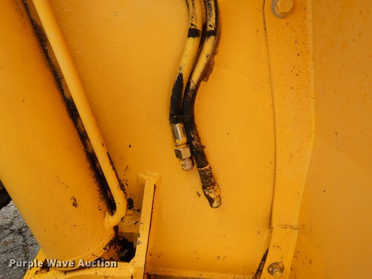 image for item DF6071 2000 New Holland LM860  telehandler