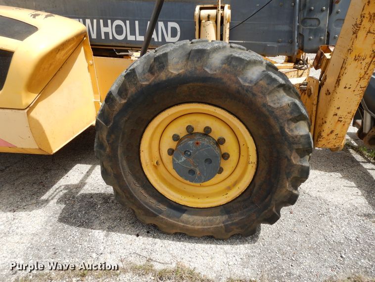 image for item DF6071 2000 New Holland LM860  telehandler