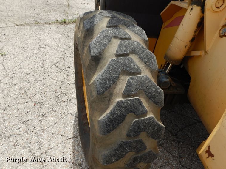 image for item DF6071 2000 New Holland LM860  telehandler