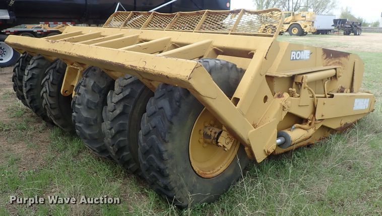 image for item DG3059 Rome 17C pan scraper