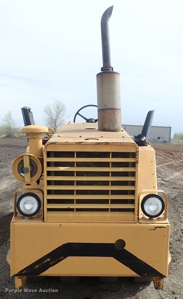 image for item DG3078 Hyster C530A pneumatic roller