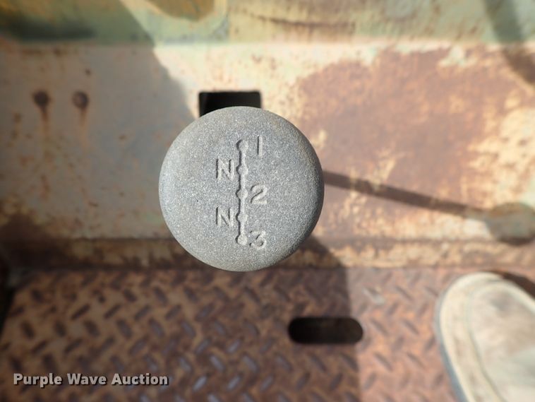 image for item DG3078 Hyster C530A pneumatic roller