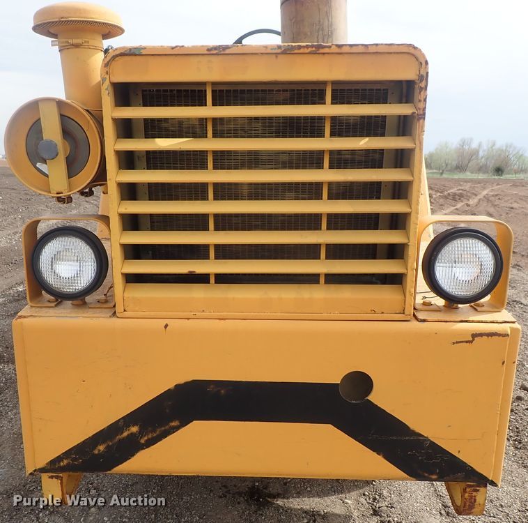 image for item DG3078 Hyster C530A pneumatic roller