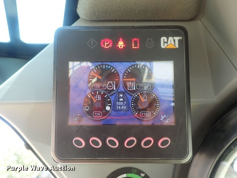 image for item DG3079 2017 Caterpillar 289D  tracked skid steer loader