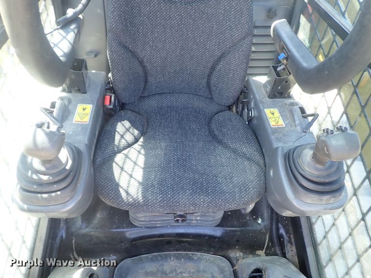 image for item DG3079 2017 Caterpillar 289D  tracked skid steer loader