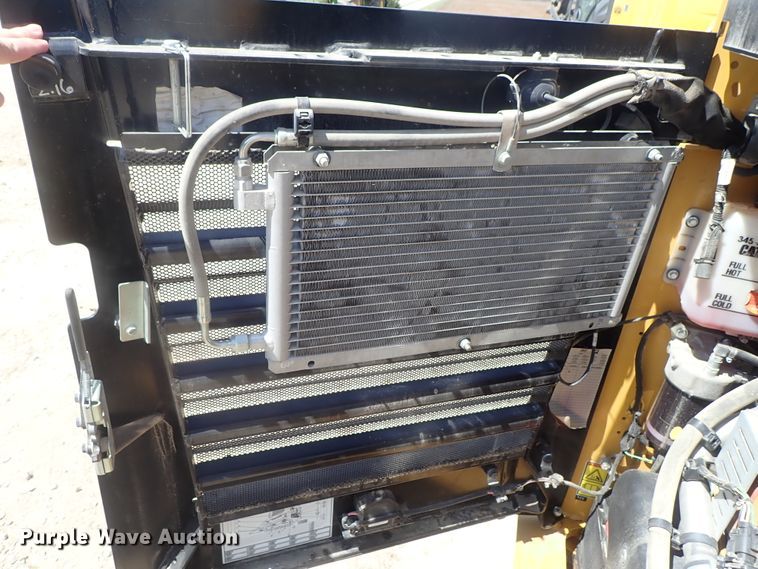 image for item DG3079 2017 Caterpillar 289D  tracked skid steer loader