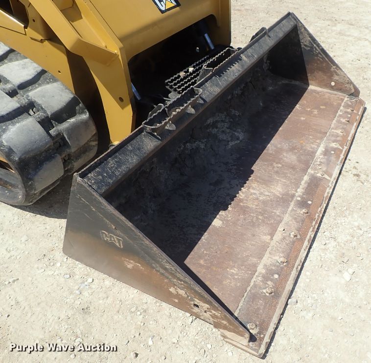 image for item DG3079 2017 Caterpillar 289D  tracked skid steer loader