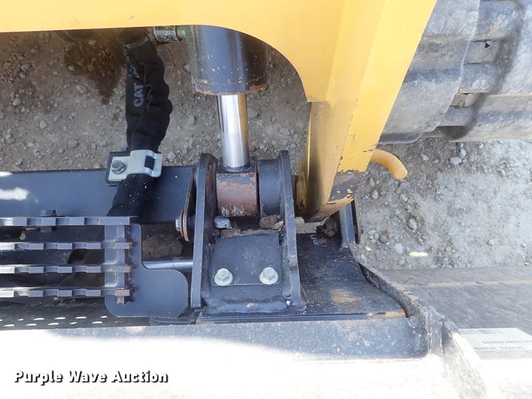 image for item DG3079 2017 Caterpillar 289D  tracked skid steer loader