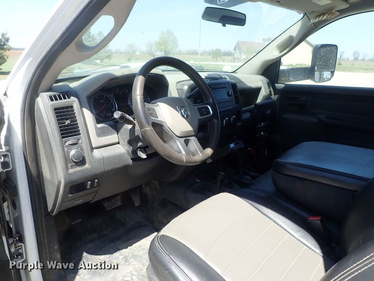 image for item DG3080 2011 Dodge Ram 5500  service truck