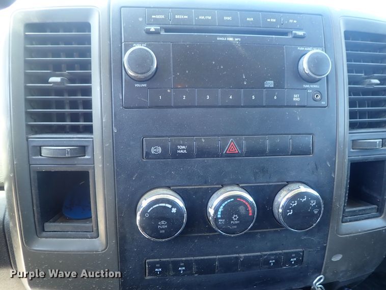 image for item DG3080 2011 Dodge Ram 5500  service truck