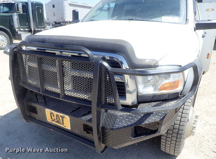 image for item DG3080 2011 Dodge Ram 5500  service truck