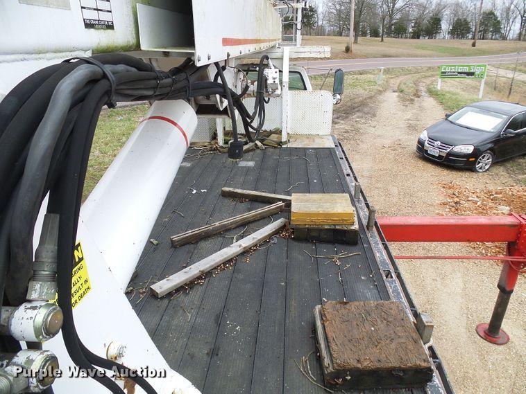 image for item DG5595 1999 Chevrolet C7500 bucket truck