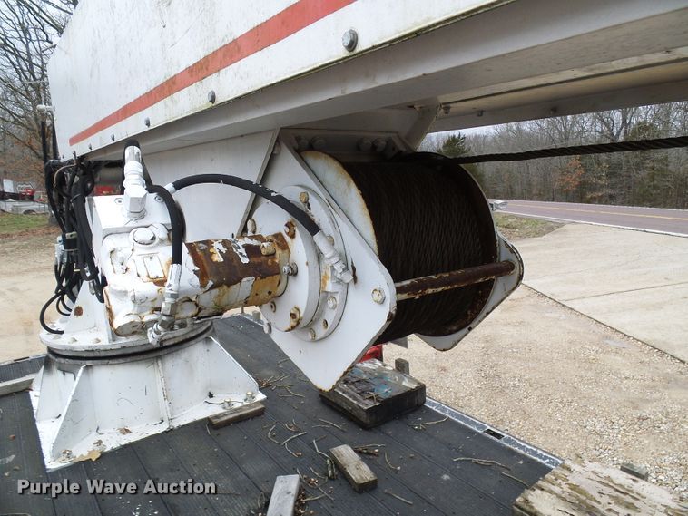 image for item DG5595 1999 Chevrolet C7500 bucket truck