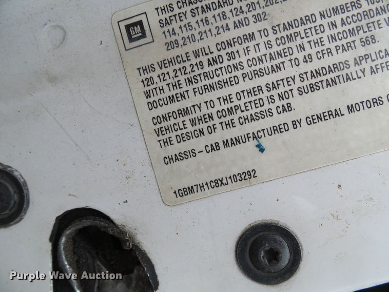 image for item DG5595 1999 Chevrolet C7500 bucket truck