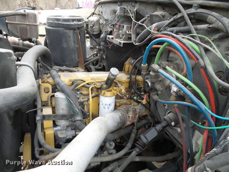 image for item DG5595 1999 Chevrolet C7500 bucket truck