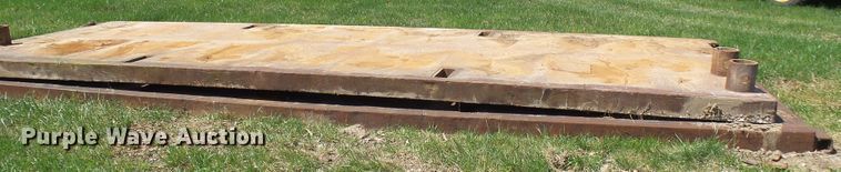 image for item DG5618 Trench box