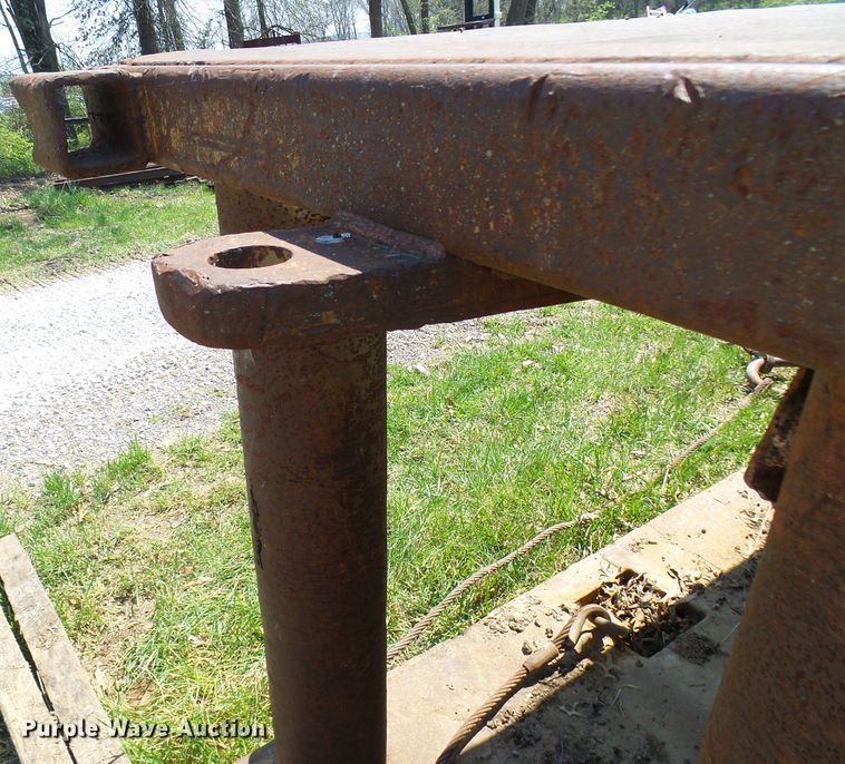 image for item DG5619 Trench box