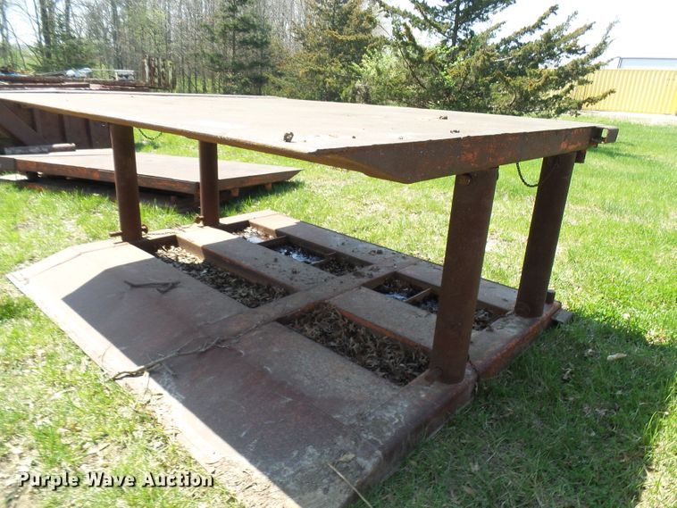 image for item DG5620 Trench box